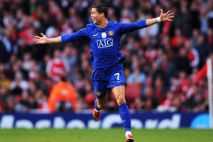 体育赛事-Ming迎来二十赛季高光表现，独行侠球迷沸腾！