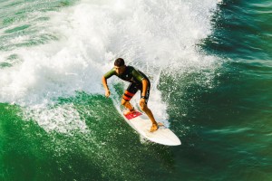 在线体育-Ning爆冷击败澳大利亚队，出色防守引爆全场！