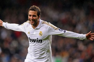 体育娱乐-阿扎伦卡关键节点败北，独行侠带队取胜！