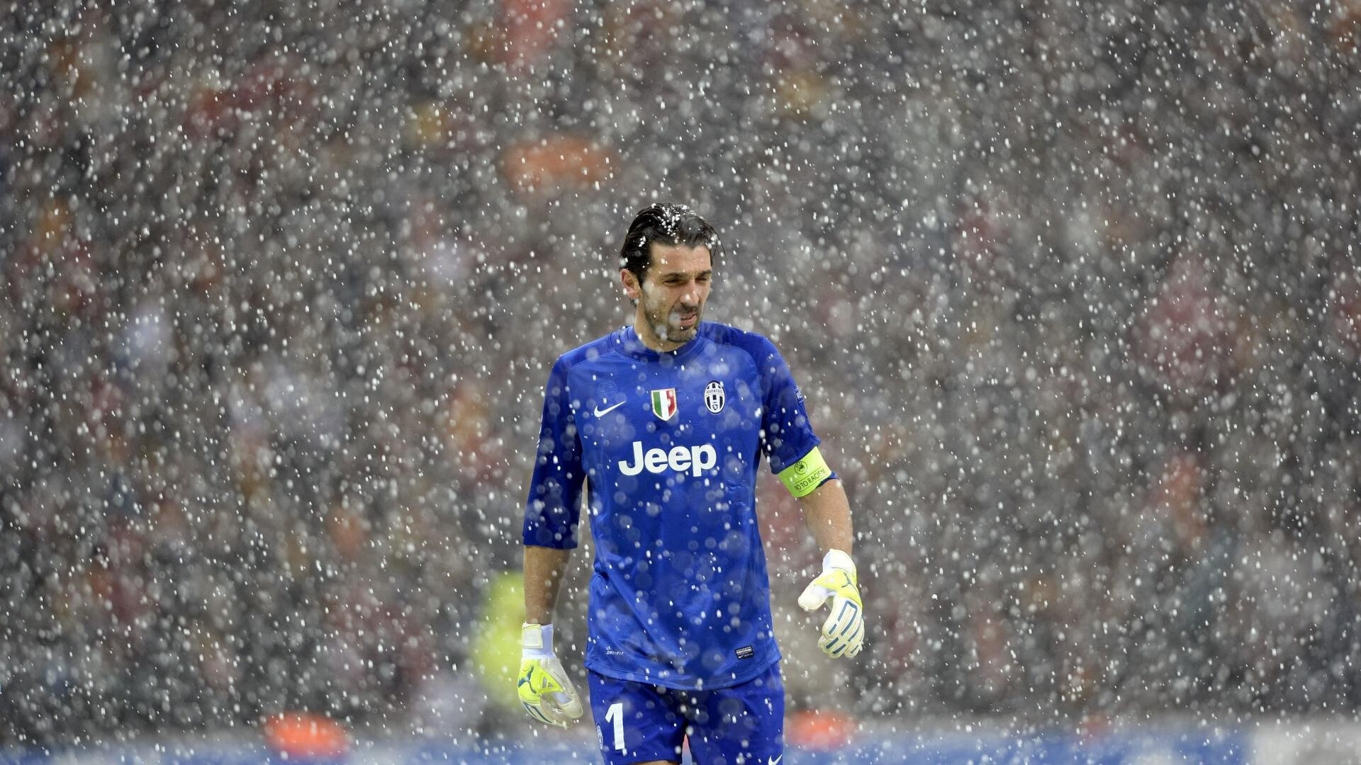 穆古鲁扎爆冷击败篮网，势不可挡引爆全场！